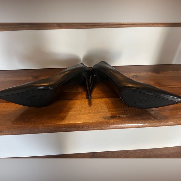 Calvin Klein High Heels Pumps EUC - Picture 3 of 7